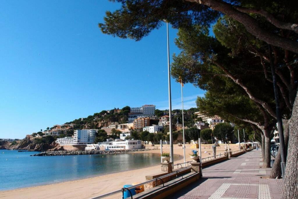 Nuevo Apartamento Moderno Elisa - A 80 Metros De La Playa Para 5 Personas Sant Feliu de Guíxols Ngoại thất bức ảnh