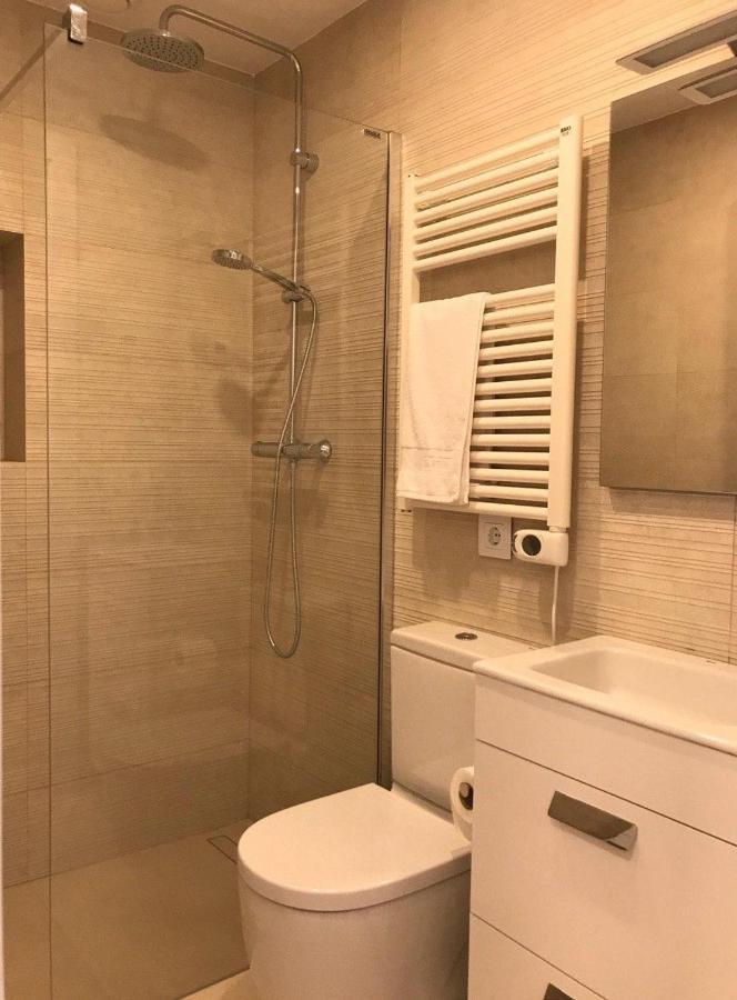 Nuevo Apartamento Moderno Elisa - A 80 Metros De La Playa Para 5 Personas Sant Feliu de Guíxols Ngoại thất bức ảnh